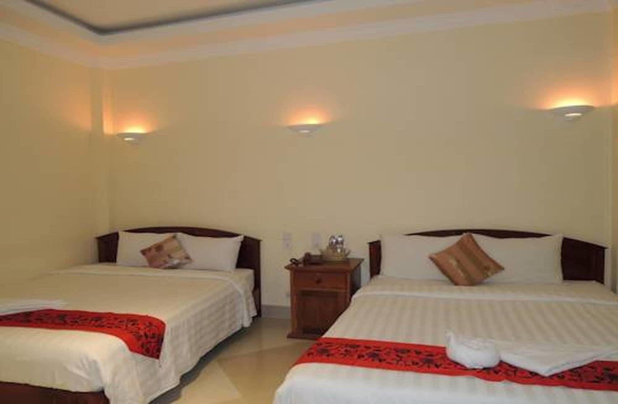 Lux Star Town Hotel Phnom Penh Eksteriør bilde